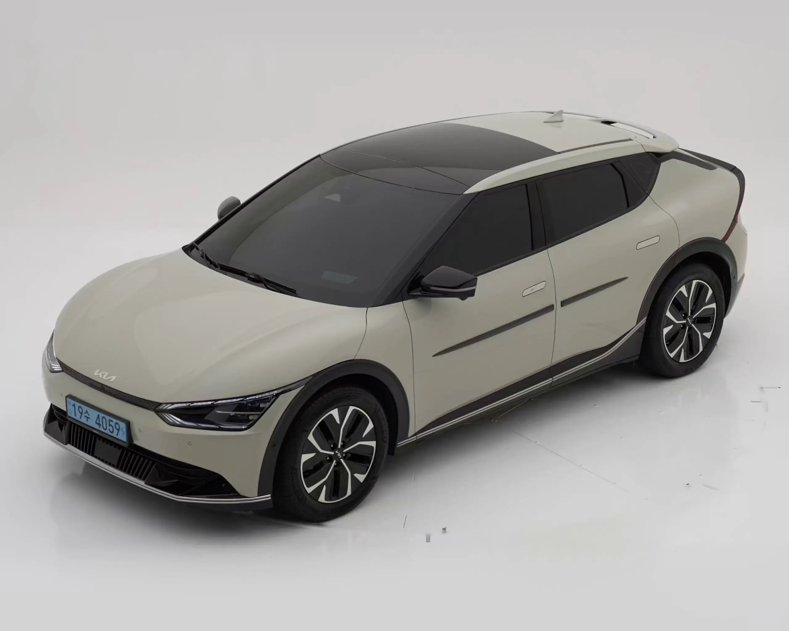 EV6 2023년식 중고차