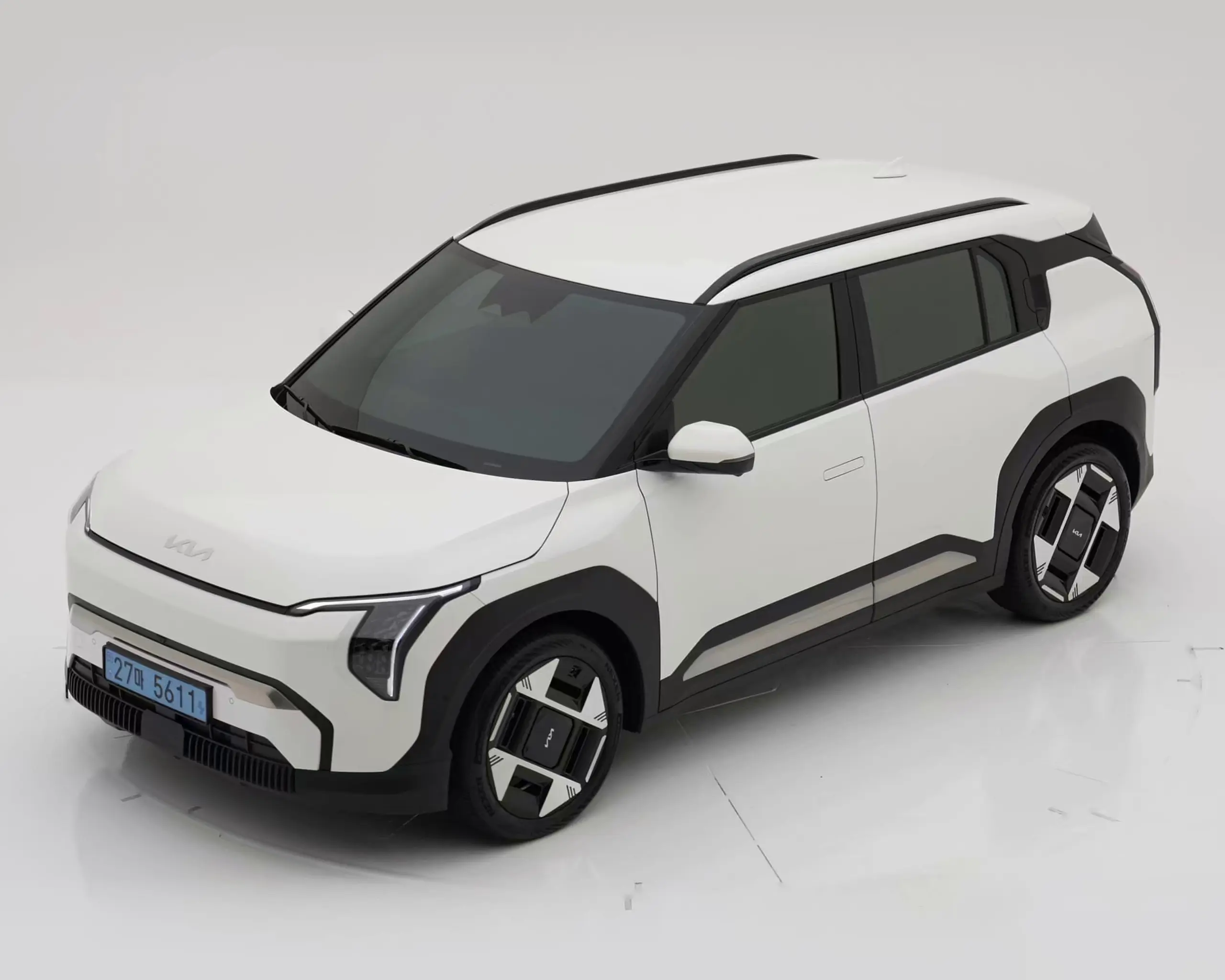 EV3 2025년식 중고차