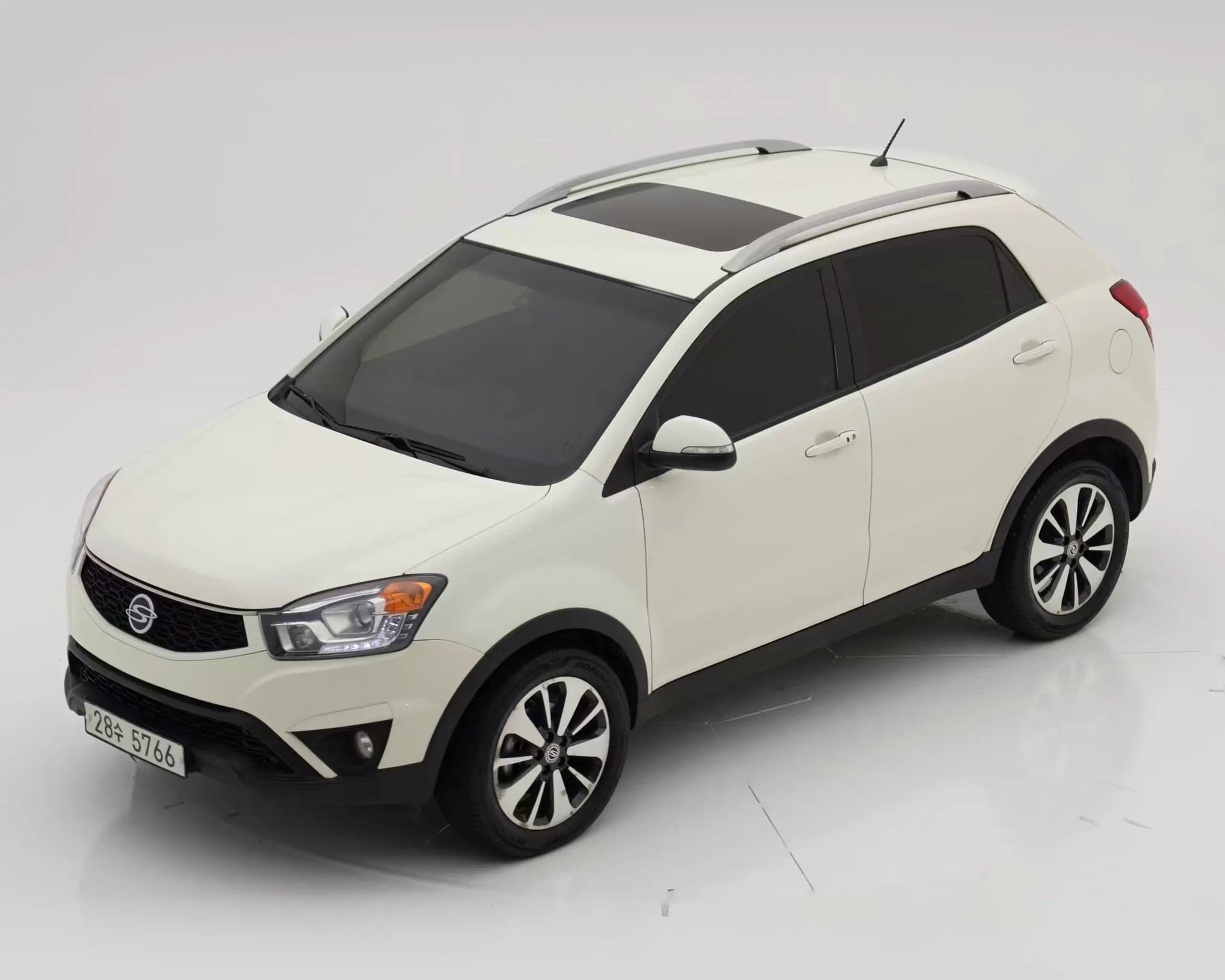 뉴 코란도 C 2014년식 중고차
