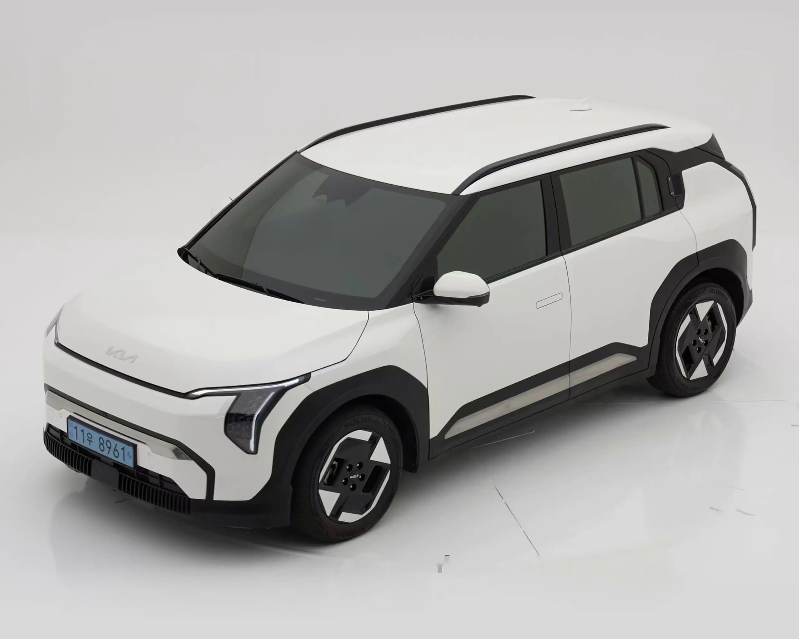 EV3 2025년식 중고차