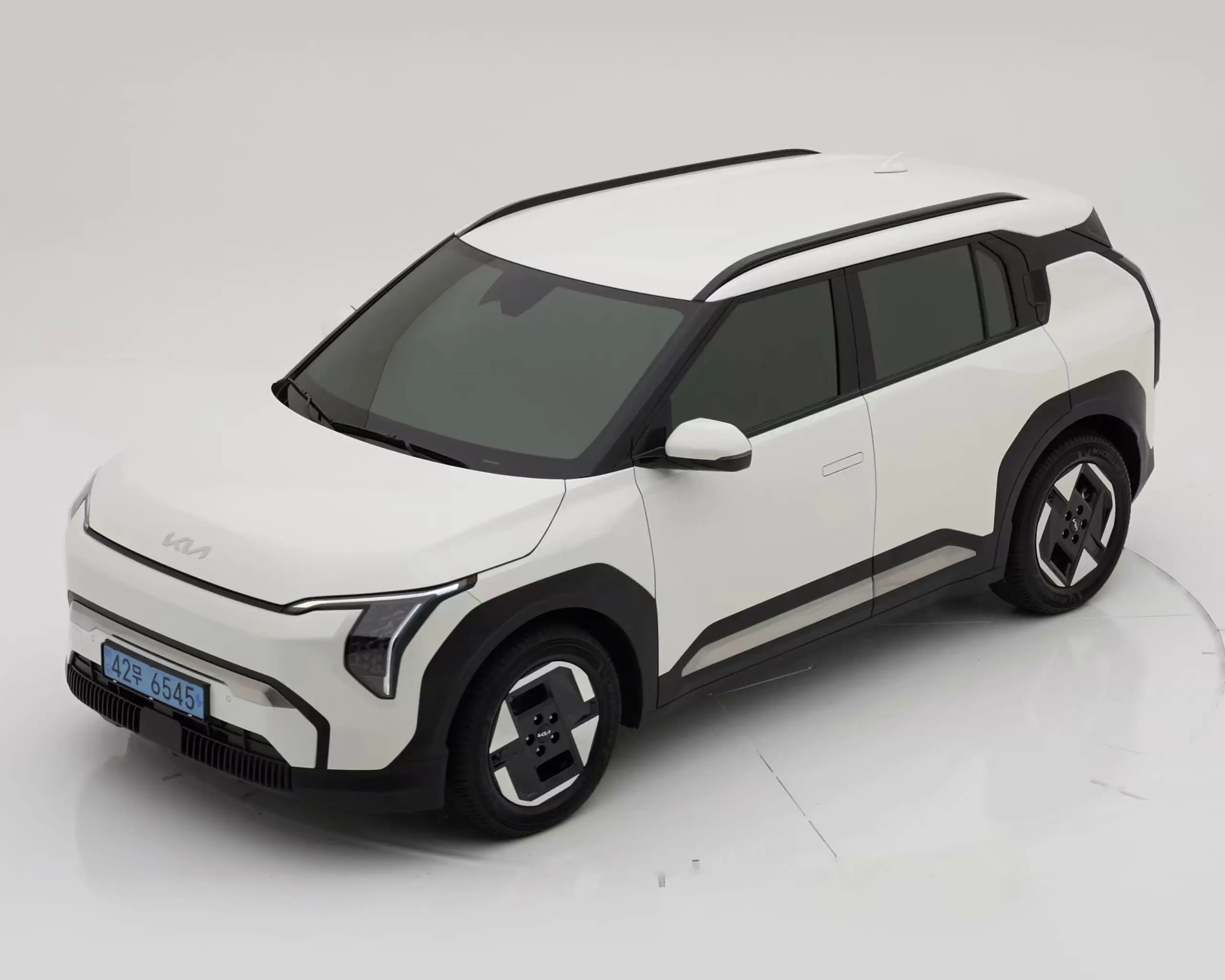 EV3 2025년식 중고차