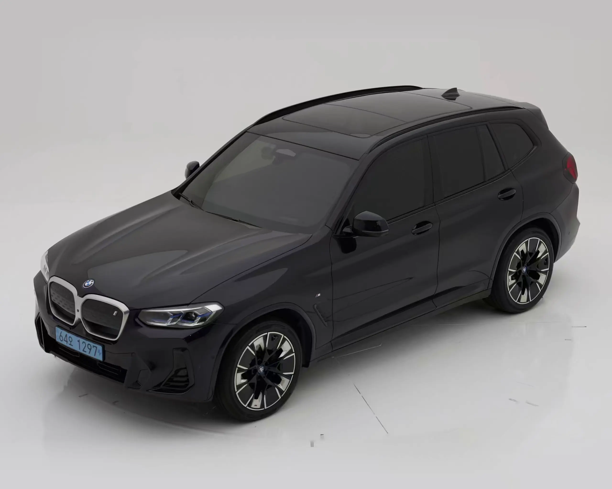 BMW iX3 (G08) 2023년식 중고차