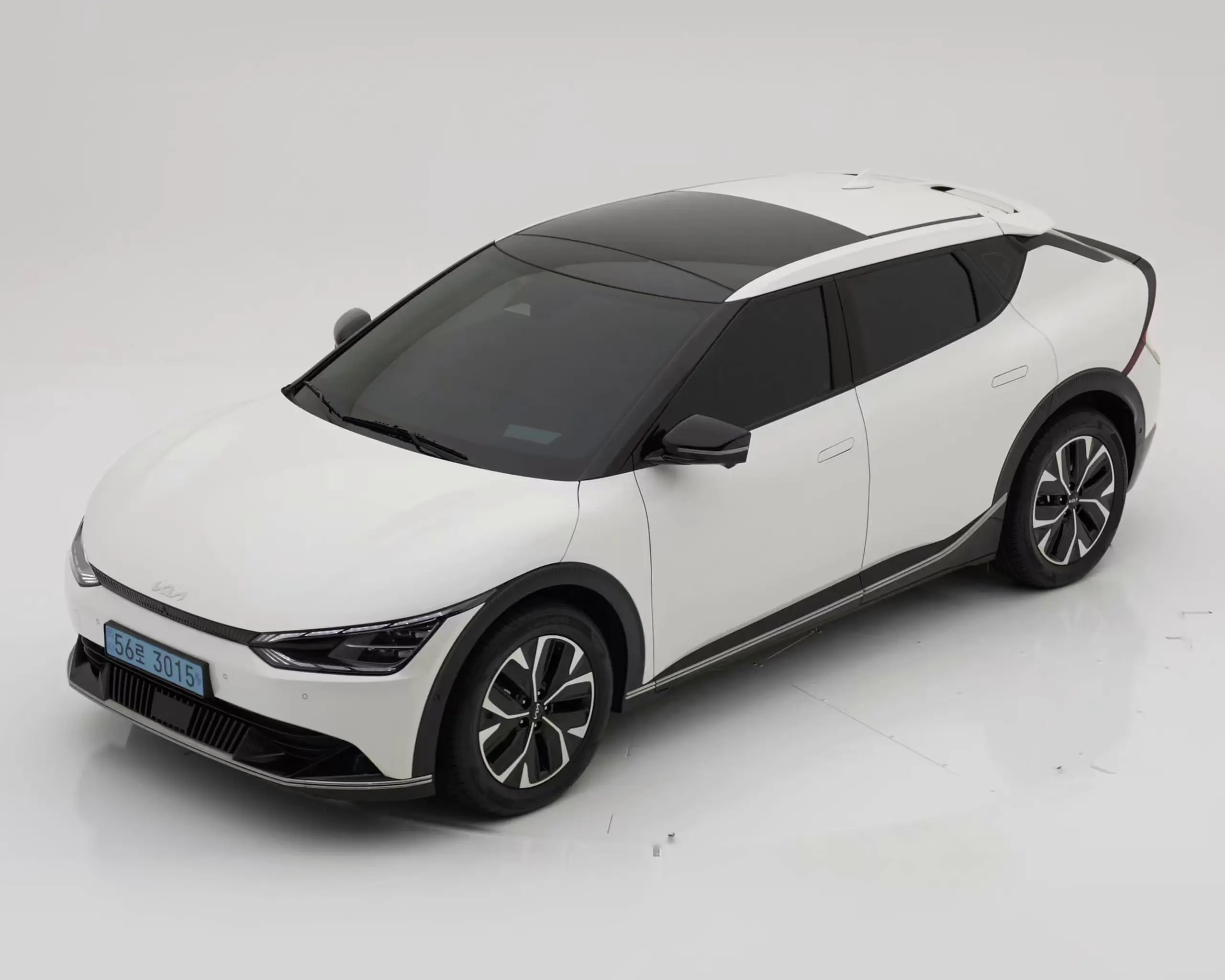 EV6 2023년식 중고차