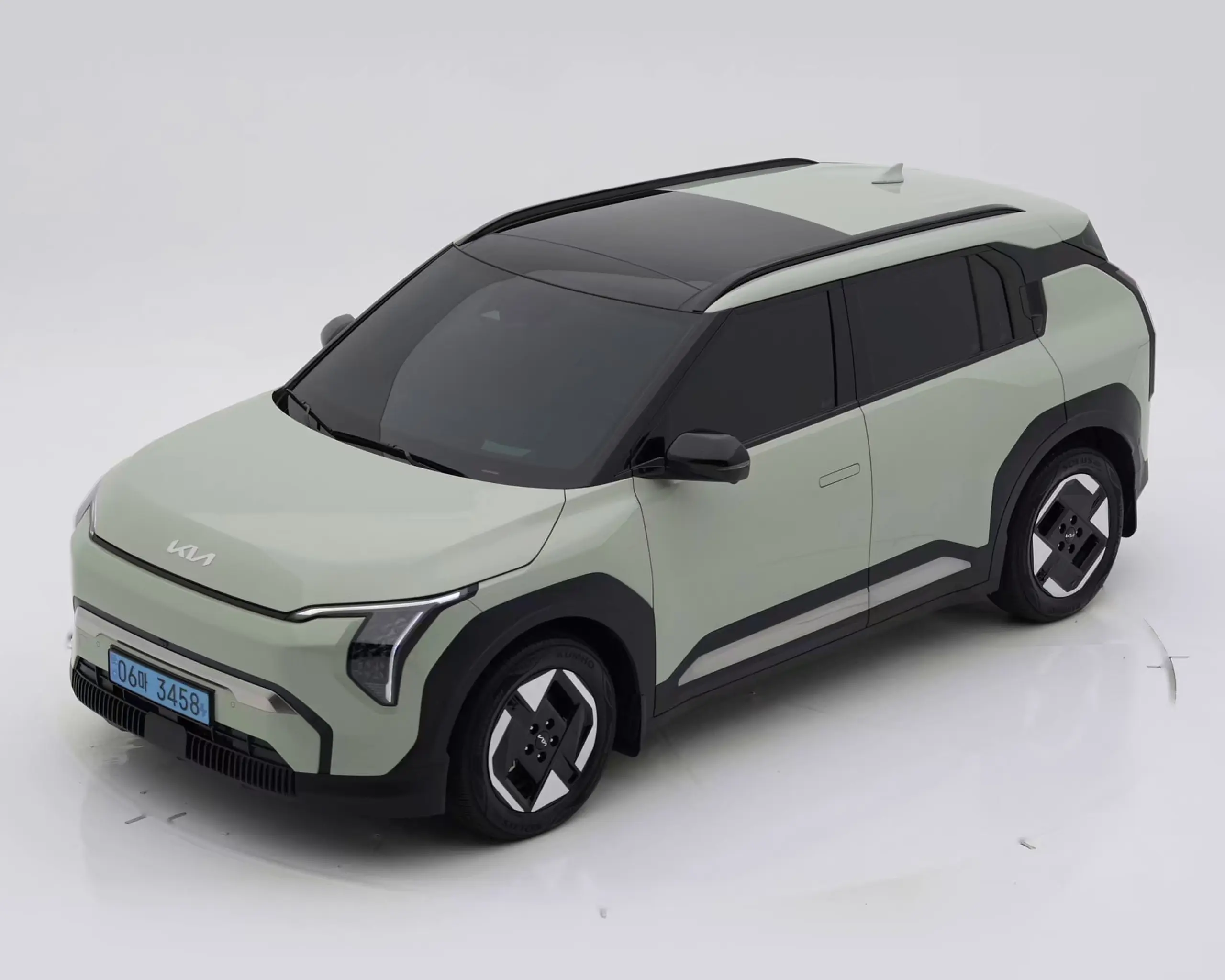 EV3 2025년식 중고차