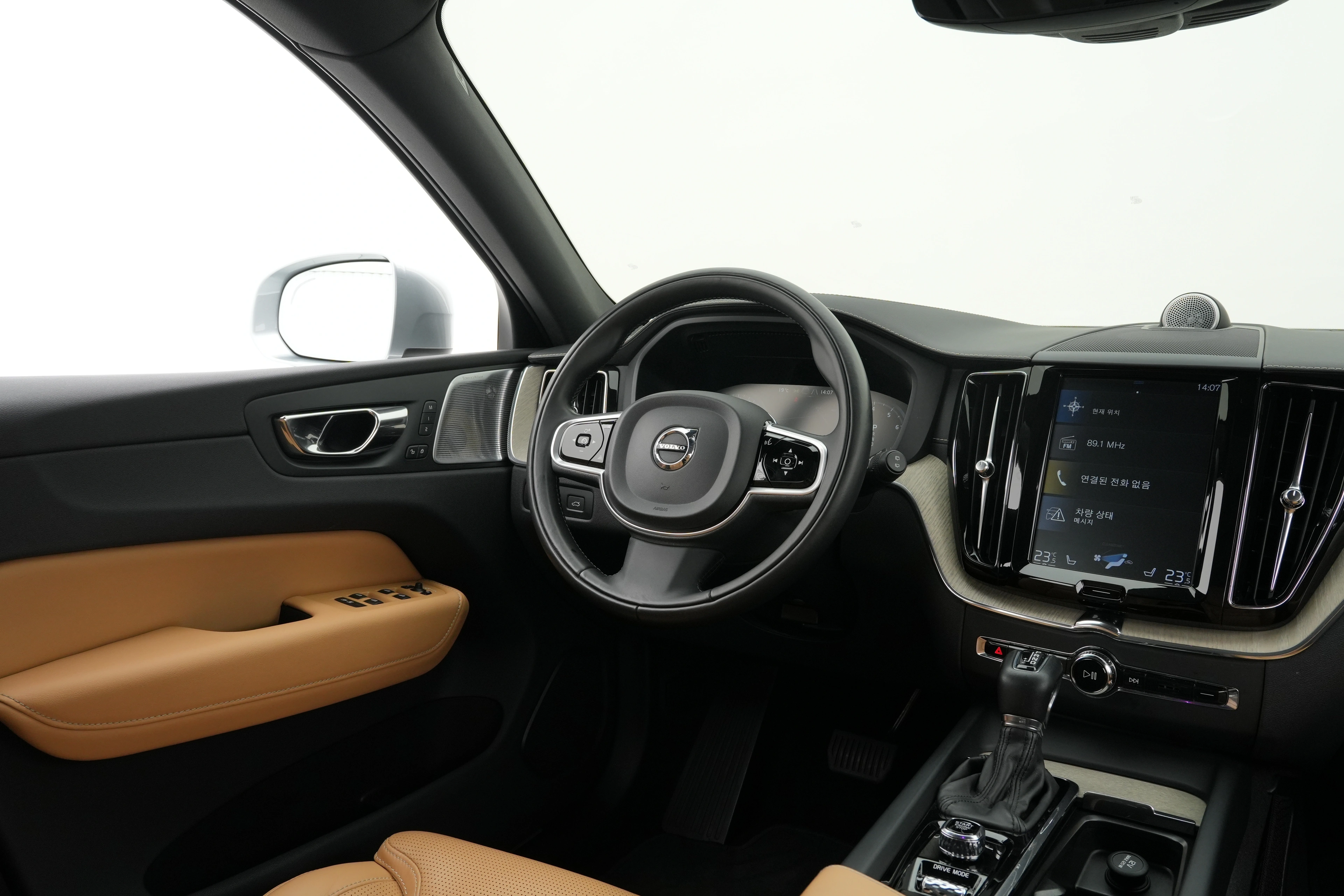 볼보 XC60 2세대 2019년식 중고차