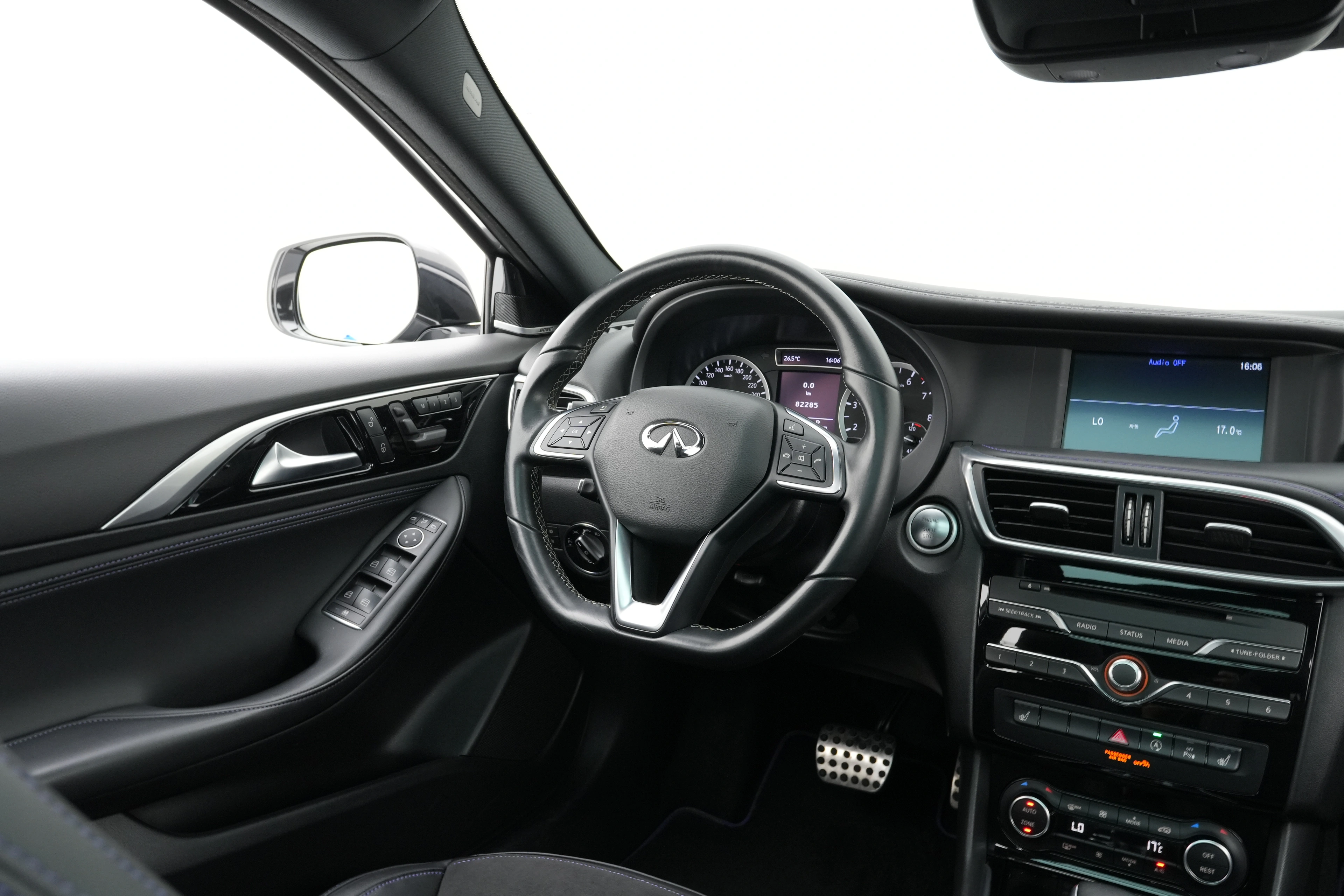 인피니티 Q30 2018년식 중고차