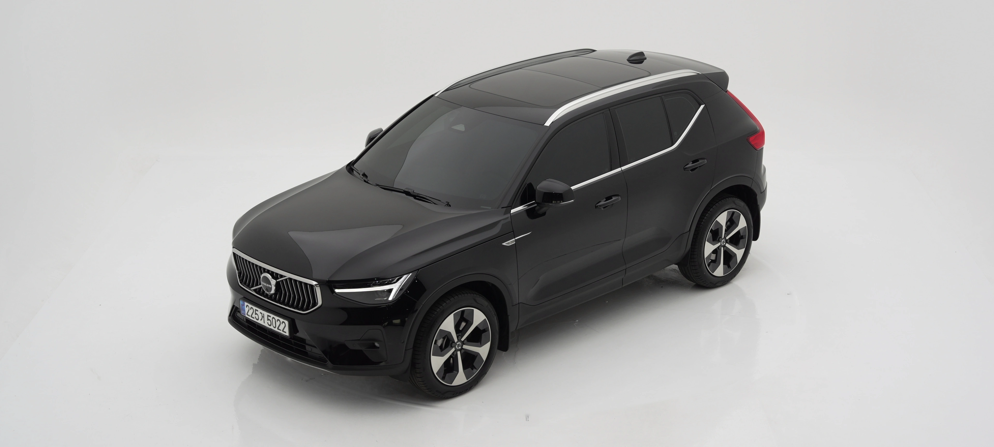 볼보 XC40 2025년식 중고차