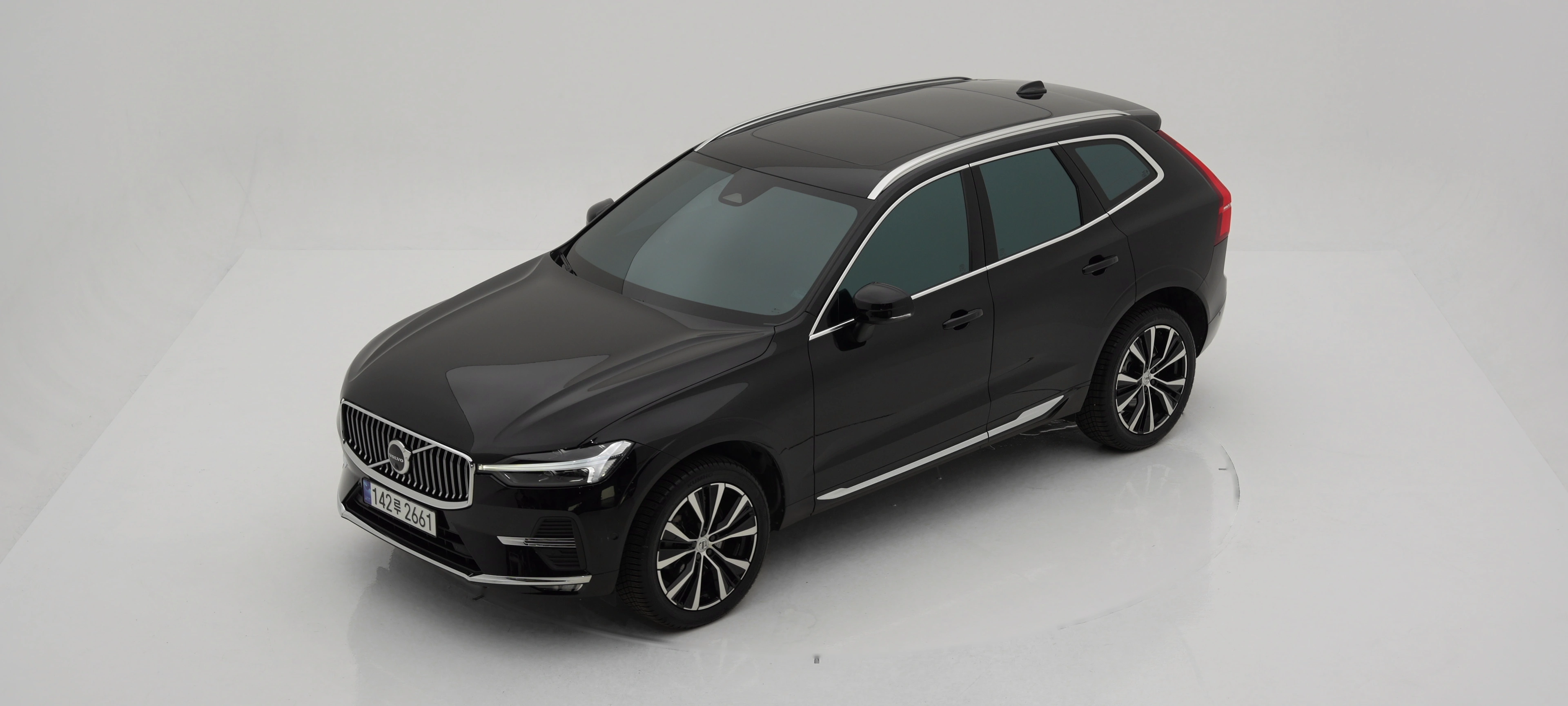 볼보 XC60 2세대 2023년식 중고차