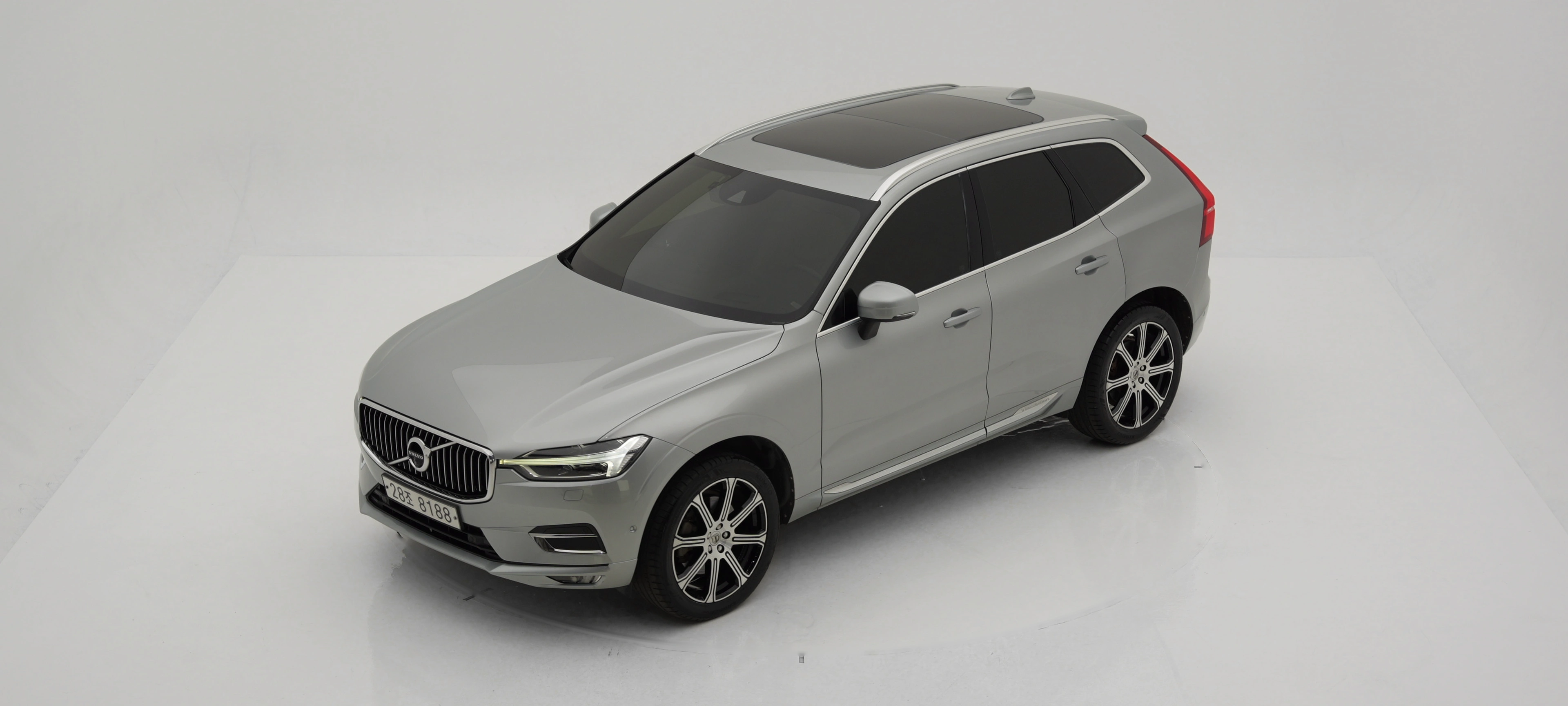 볼보 XC60 2세대 2018년식 중고차