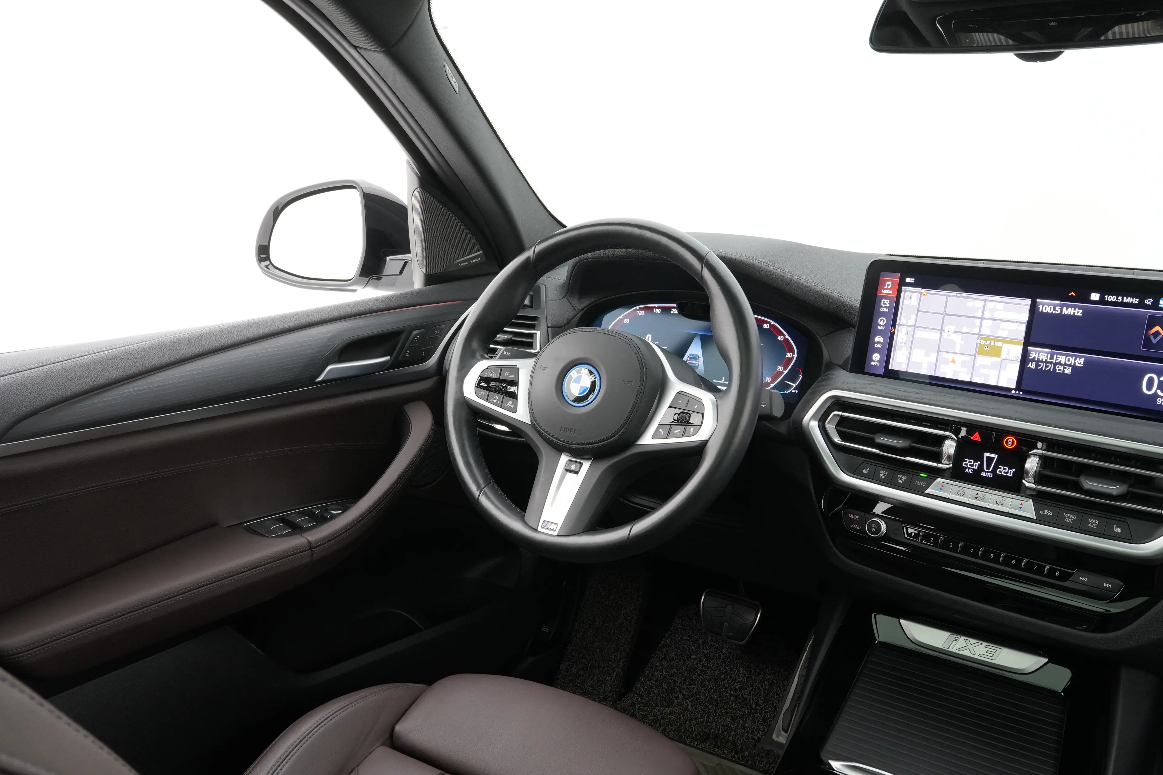 BMW iX3 (G08) 2023년식 중고차