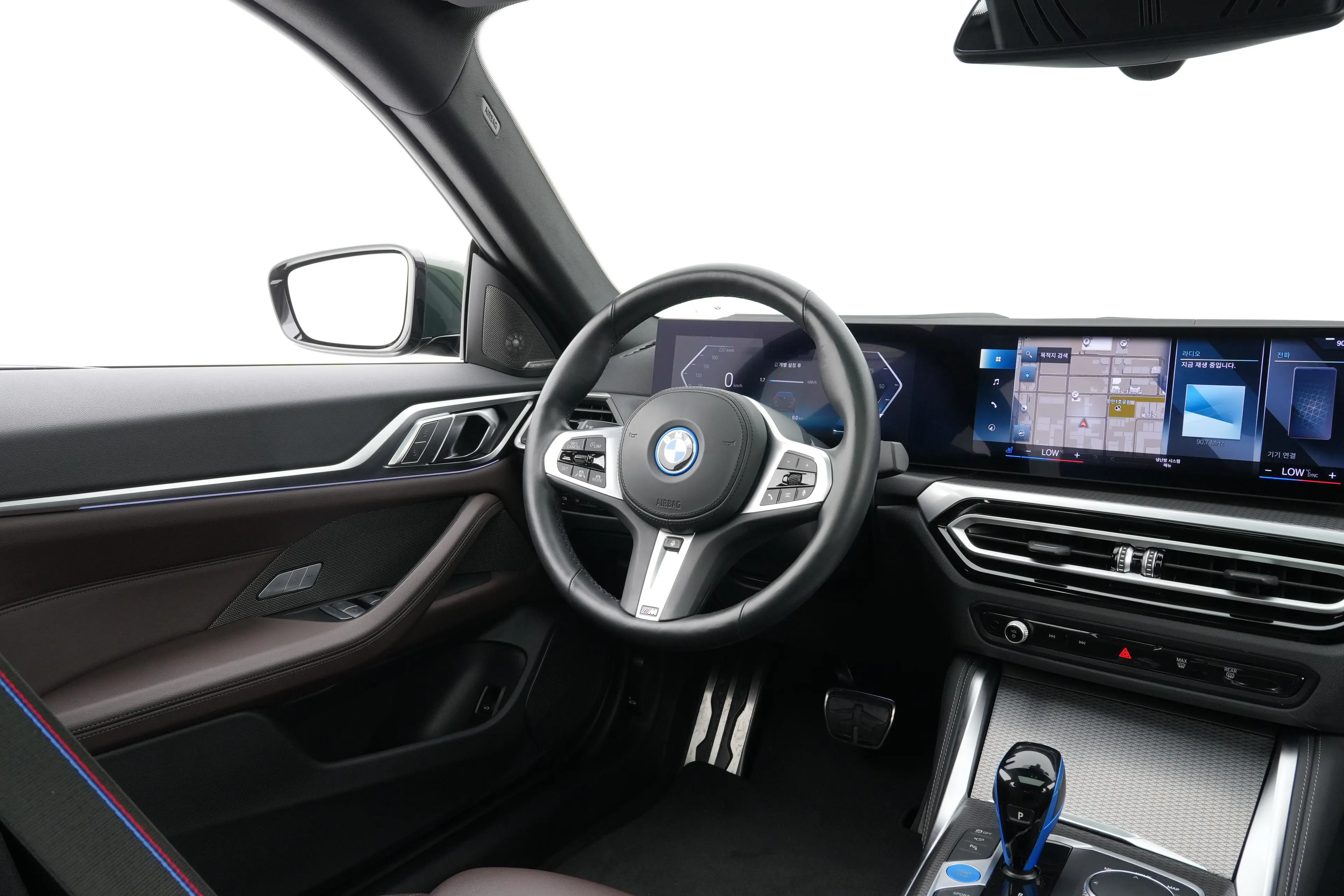 BMW i4 2022년식 중고차