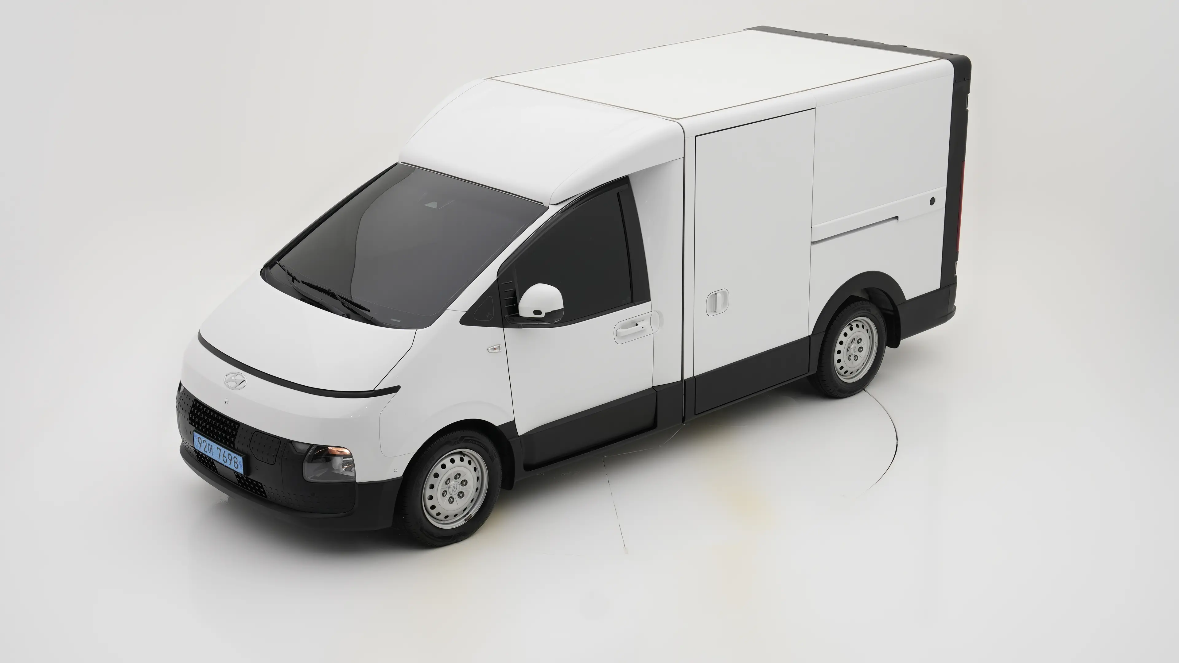 ST1 2025년식 중고차