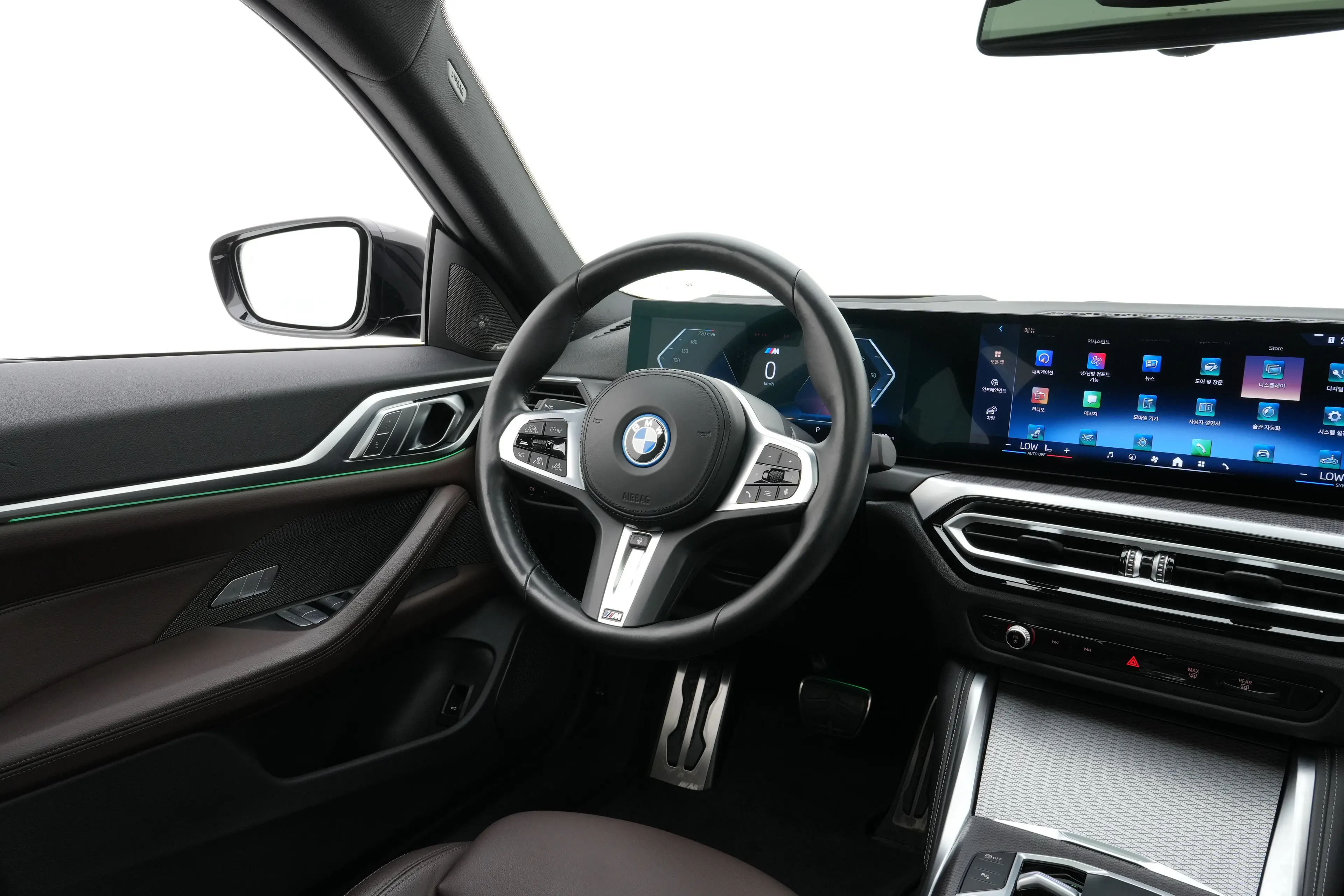 BMW i4 2024년식 중고차