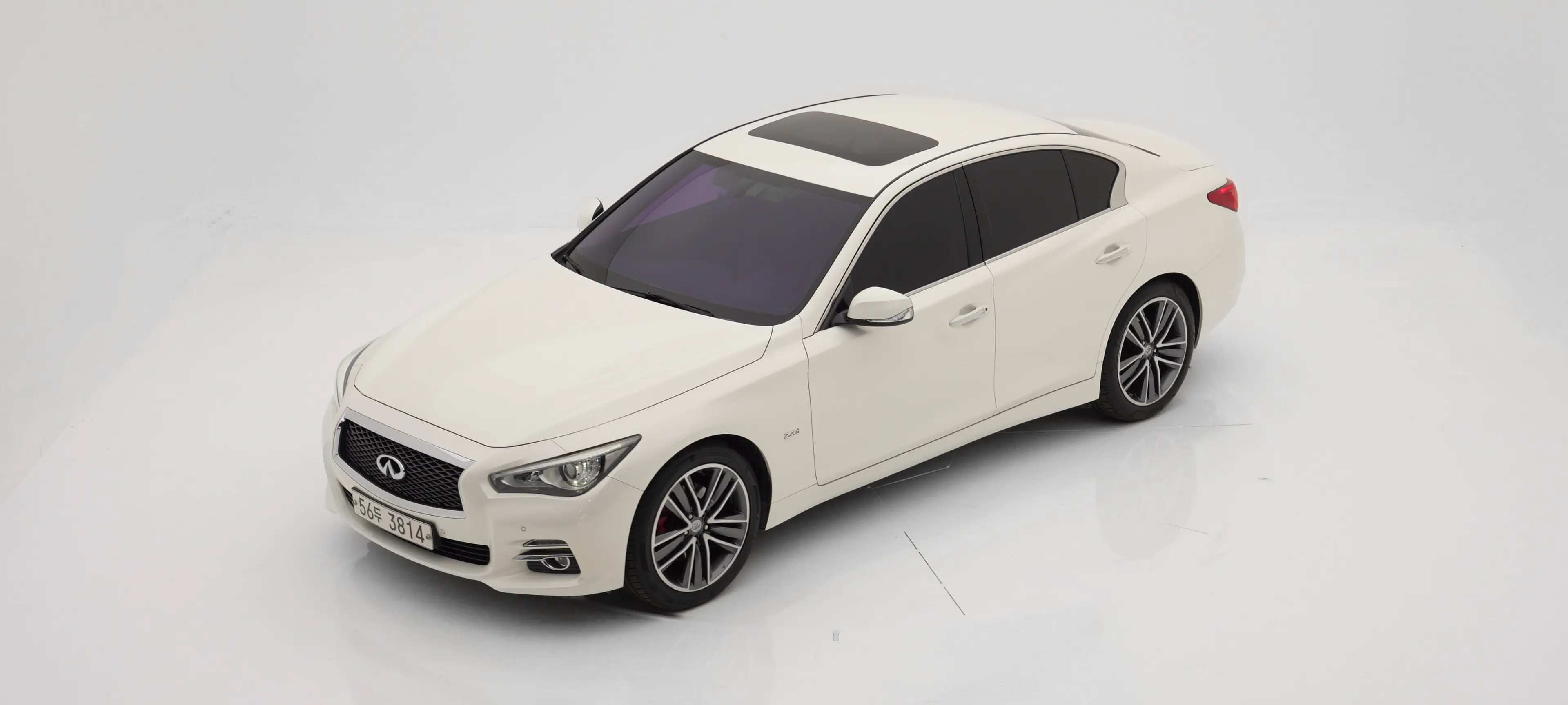 인피니티 Q50 2015년식 중고차