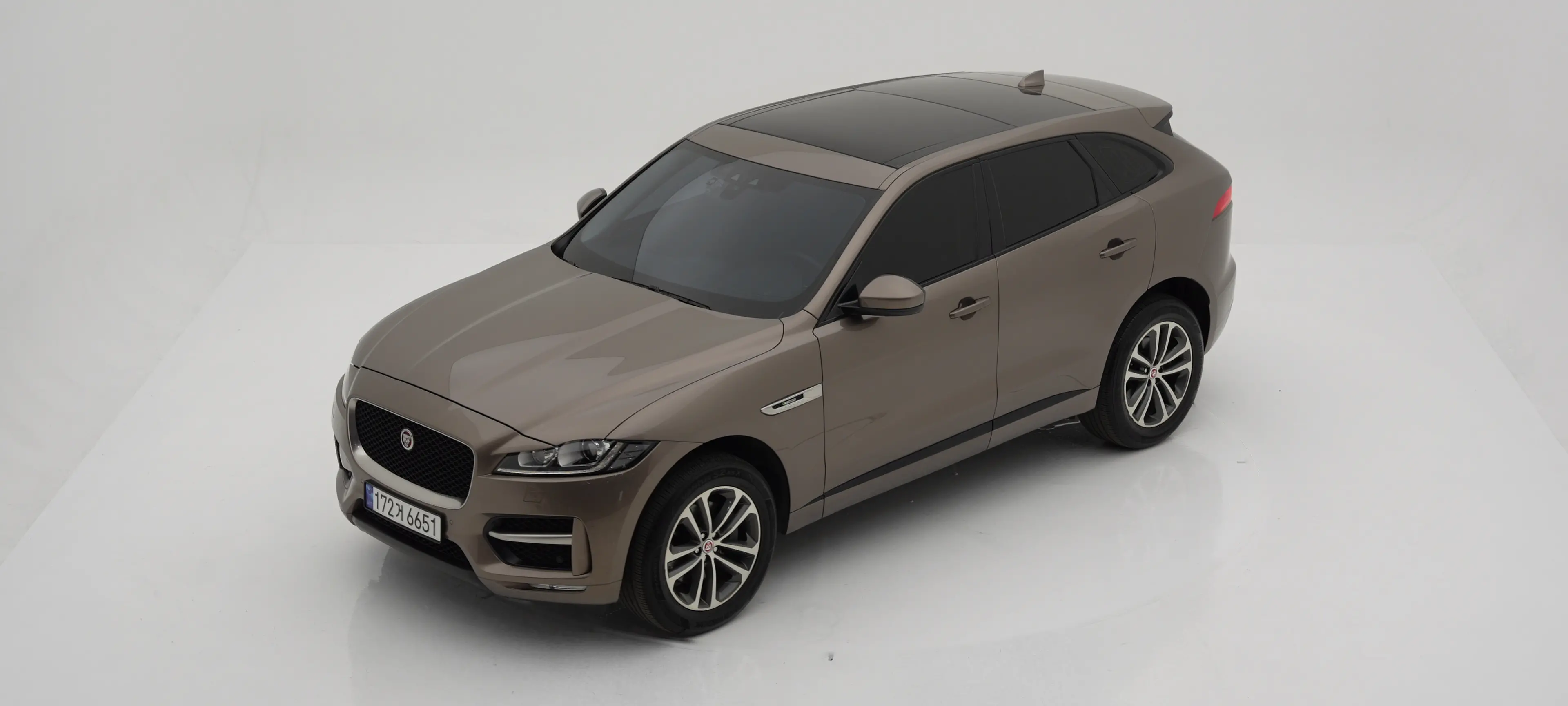 재규어 F-PACE 2017년식 중고차