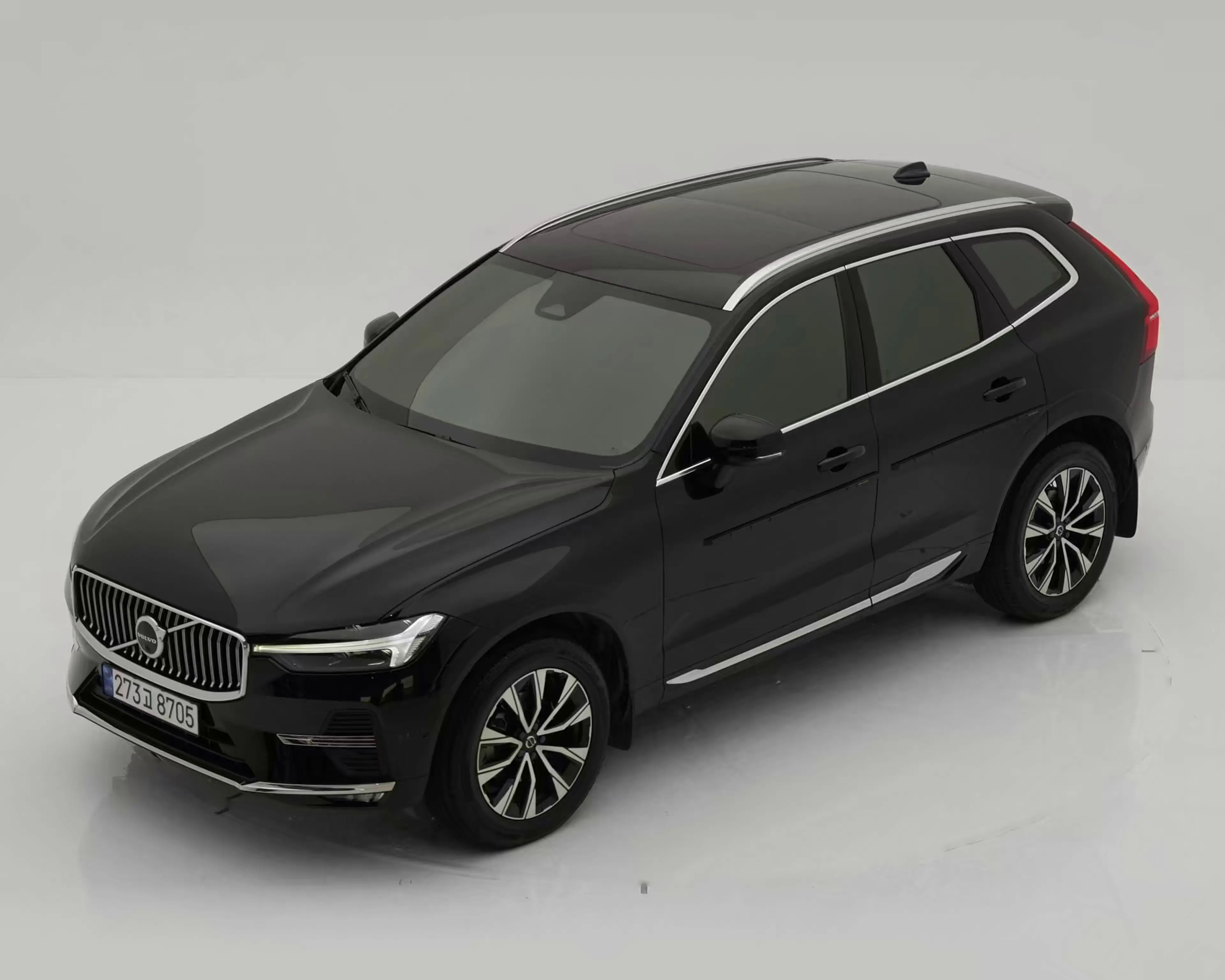 볼보 XC60 2세대 2023년식 중고차