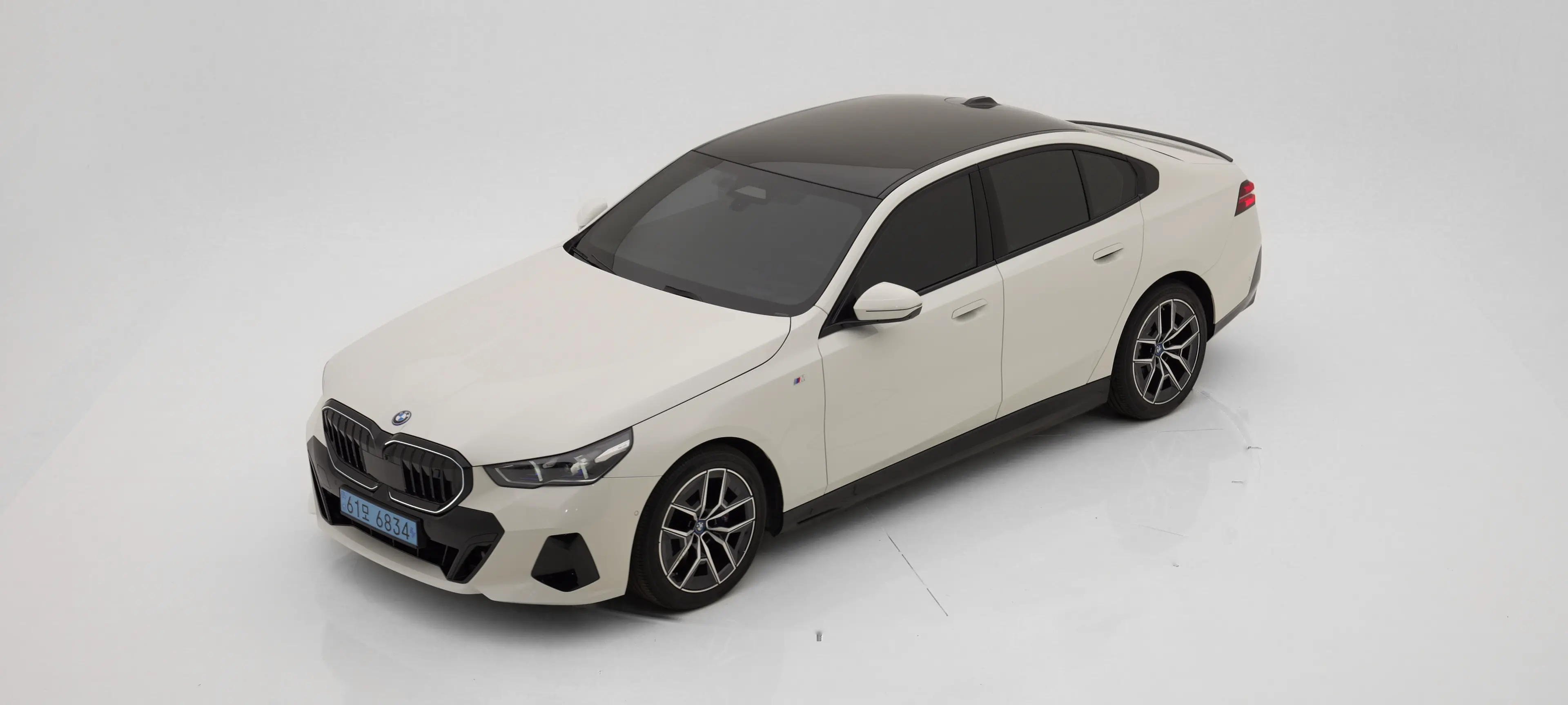 BMW i5 2024년식 중고차