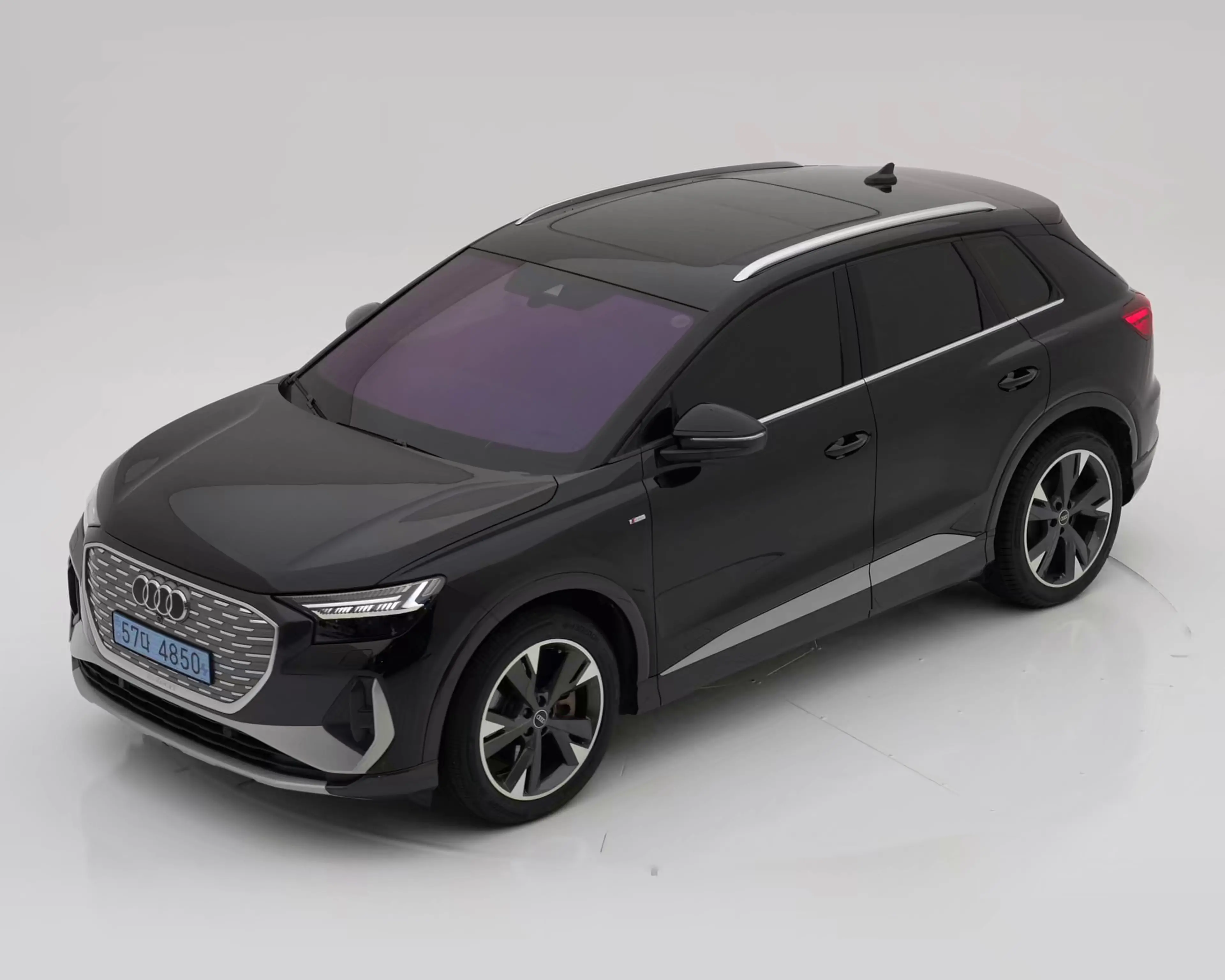아우디 Q4 e-tron 2022년식 중고차