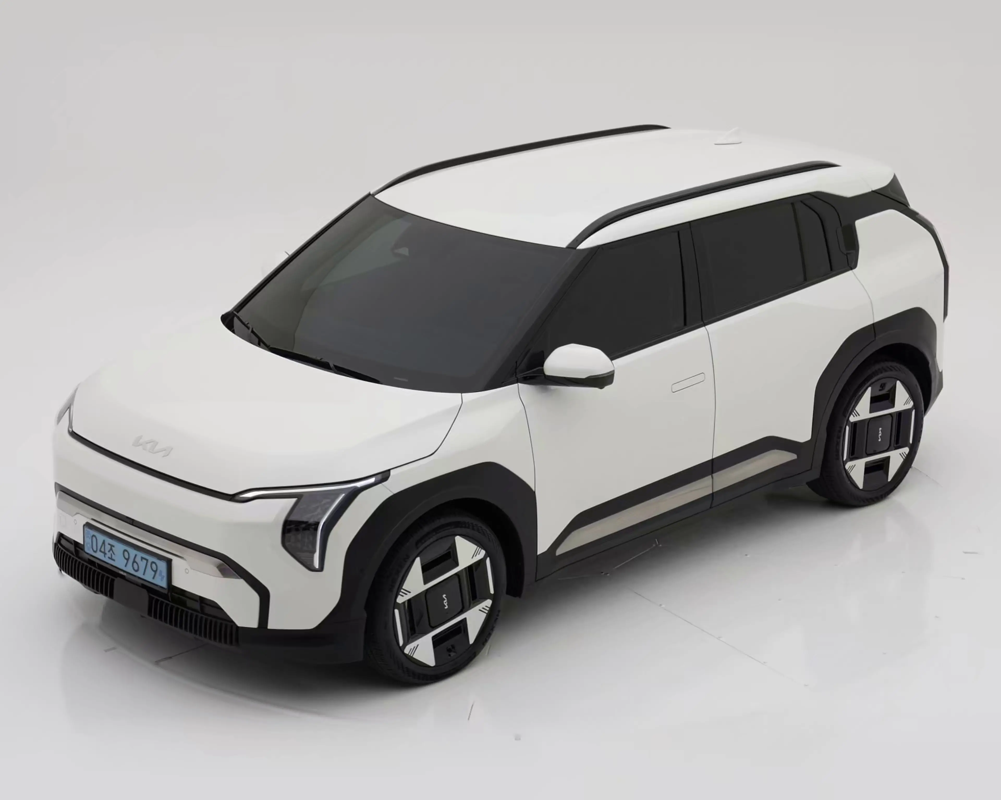 EV3 2025년식 중고차