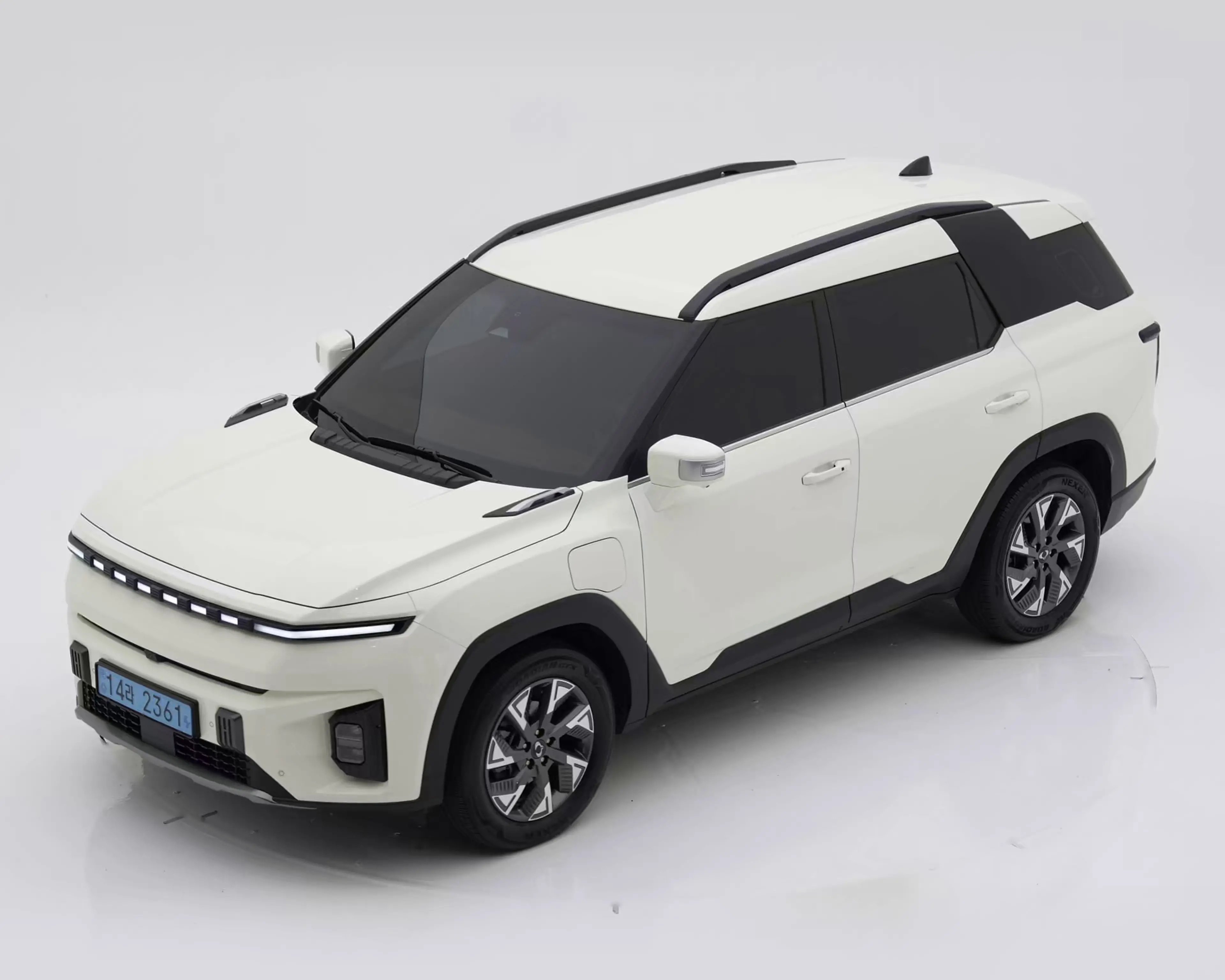 토레스 EVX 2024년식 중고차