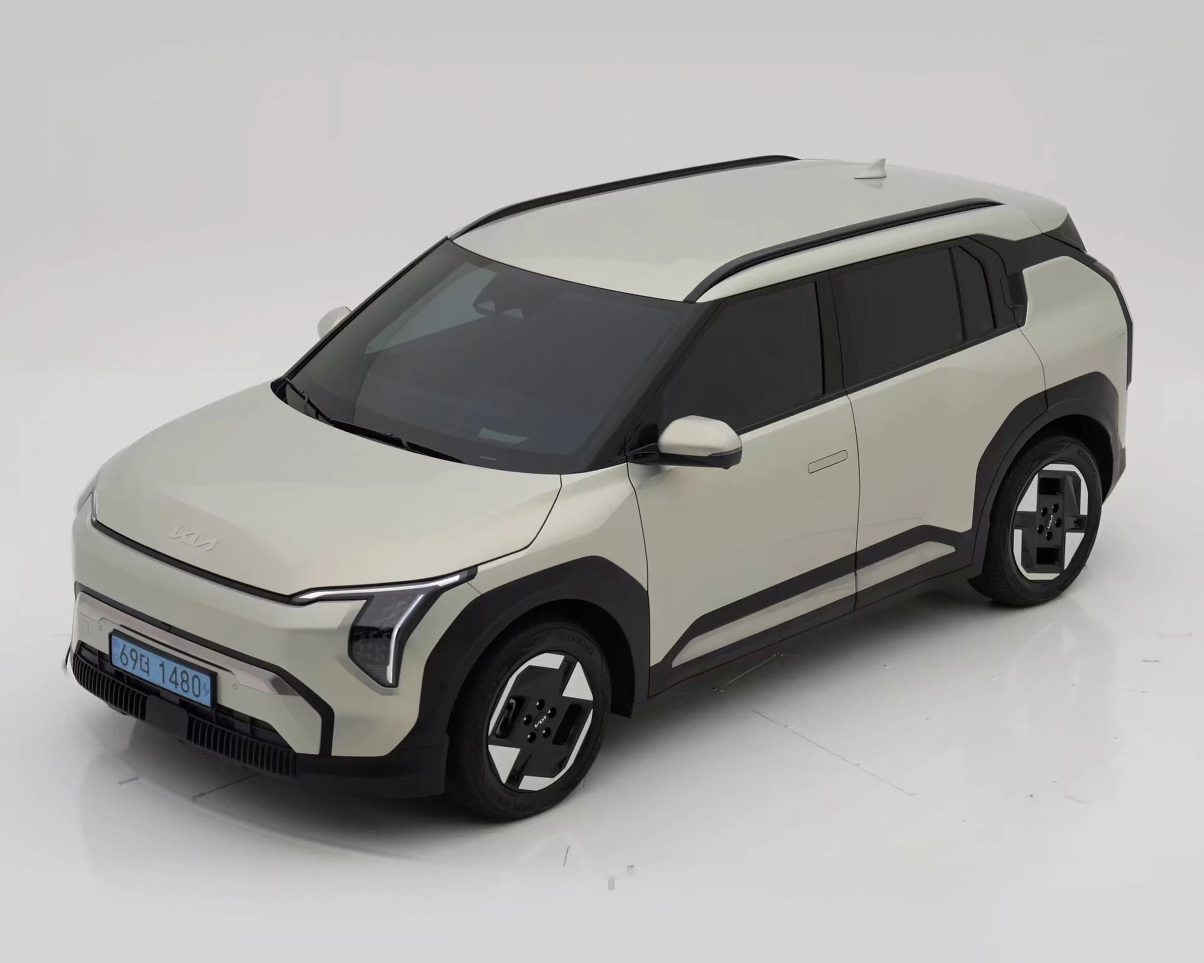 EV3 2025년식 중고차