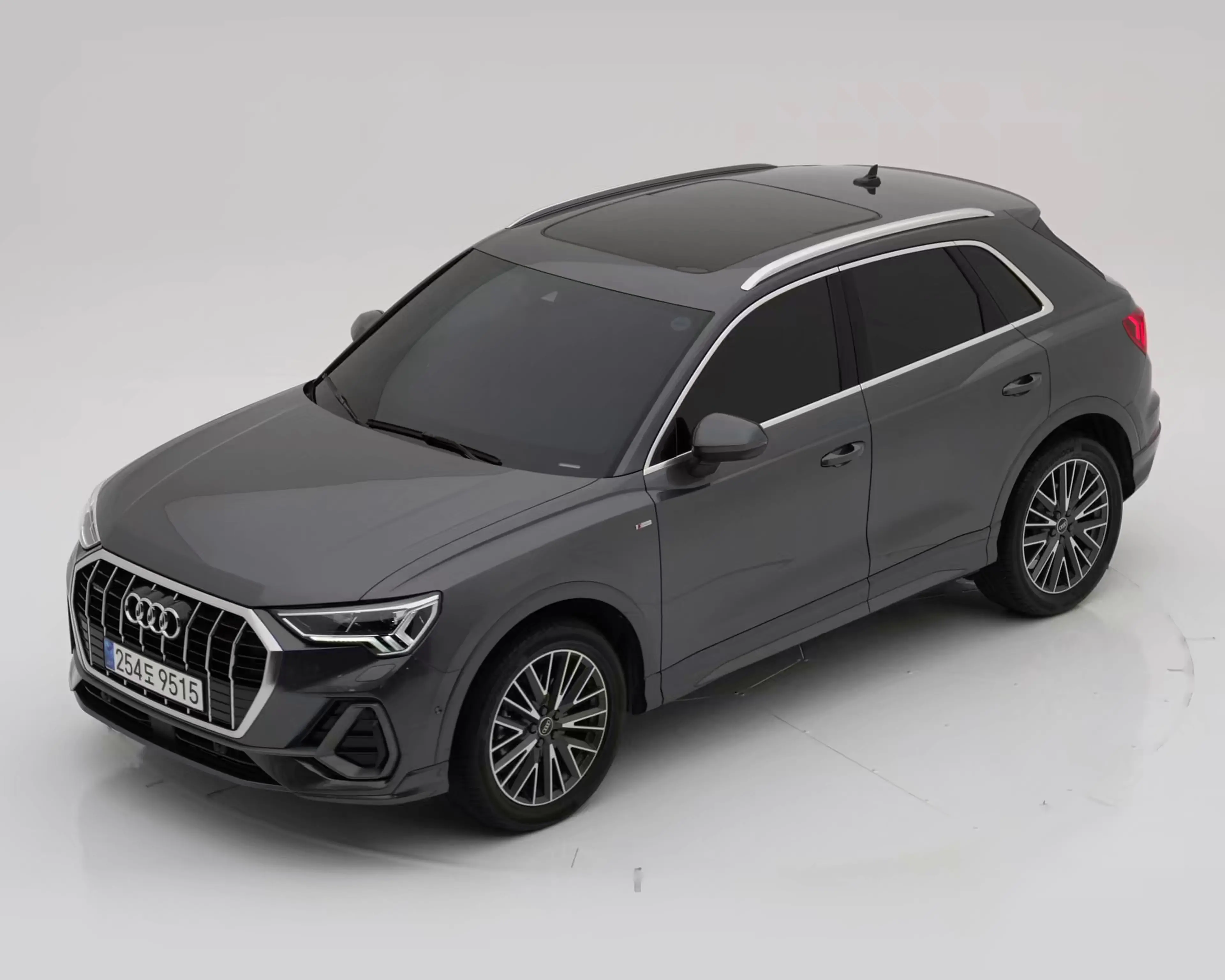 아우디 Q3 (F3) 2023년식 중고차