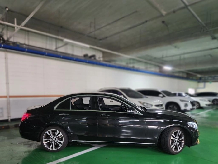 메르세데스 벤츠 C클래스 중고차 시세 대상 차량, 헤이딜러 메르세데스 벤츠 C W205 중고차 판매 차량