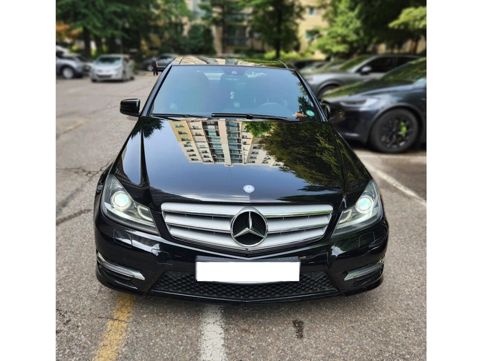 메르세데스 벤츠 C클래스 중고차 시세 대상 차량, 헤이딜러 메르세데스 벤츠 C W204 중고차 판매 차량