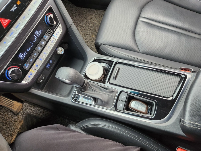 쏘나타 중고차 시세 대상 차량 LF 쏘나타 뉴 라이즈 기어