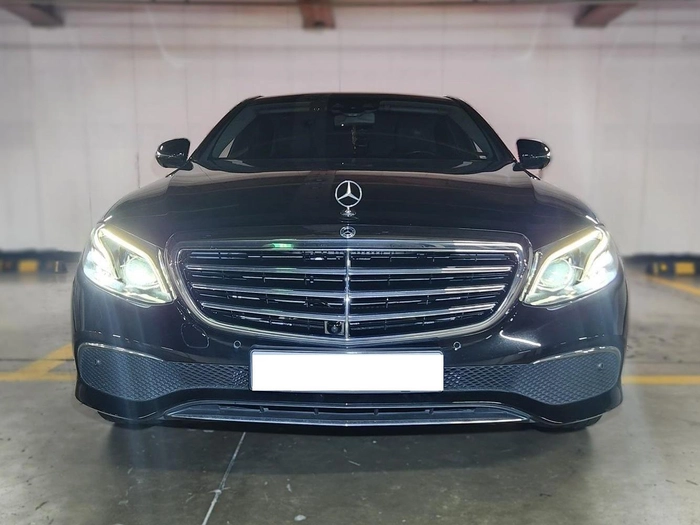 벤츠, E클래스, E300 4MATIC, E300 4MATIC 익스클루시브, E300 4MATIC 익스클루시브 중고차 시세, E300 4MATIC 익스클루시브 2018년식