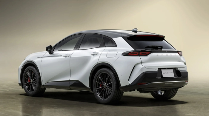 토요타 크라운 스포츠, 토요타 크라운 가격, 토요타 크라운 suv, 토요타 suv 종류, 일본 suv