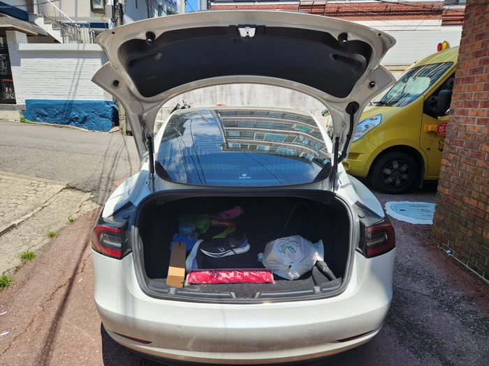 테슬라 모델 3 중고차 시세 대상 차량 트렁크