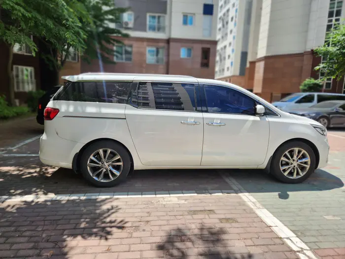 카니발 중고차 시세 대상 차량, 더 뉴 카니발 중고차 판매 차량