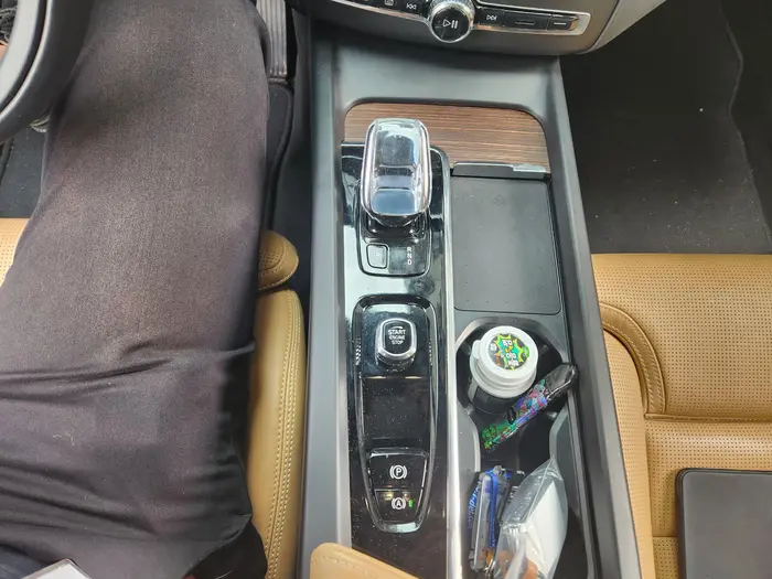 볼보, 볼보 중고차, XC60 B5 인스크립션, XC60 B5 인스크립션 중고차 시세, 2022년식