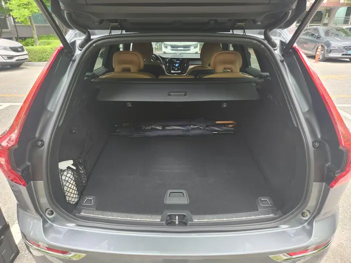 볼보, 볼보 중고차, XC60 T8 인스크립션, XC60 T8 인스크립션 중고차 시세, 2021년식