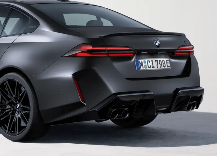 BMW M5, M5 가격, 스포츠 세단, G90 M5, 플러그인 하이브리드