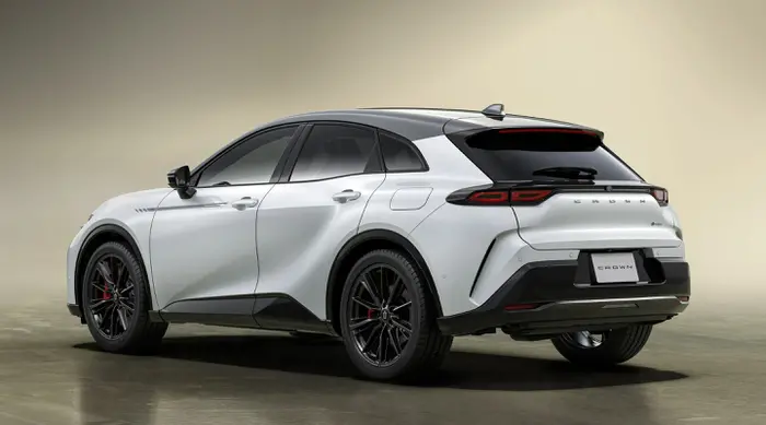 토요타 크라운 스포츠, 토요타 크라운 가격, 토요타 크라운 suv, 토요타 suv 종류, 일본 suv