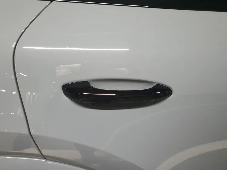 Porsche Cayenne (PO536) 21