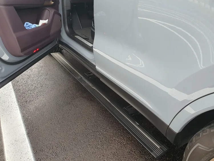 Porsche Cayenne (PO536) 22