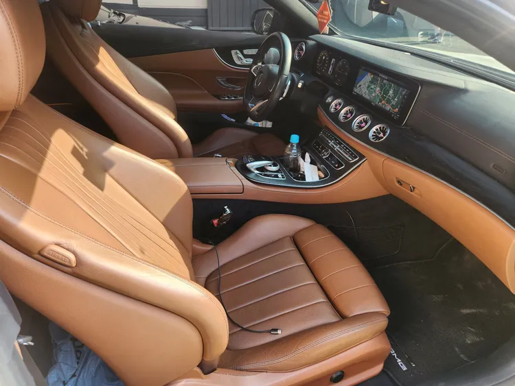 Mercedes E-Class (W213) 14