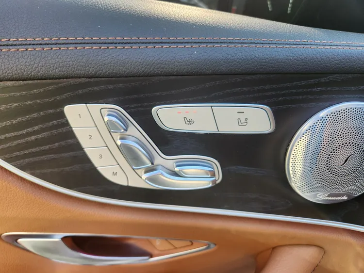 Mercedes E-Class (W213) 27