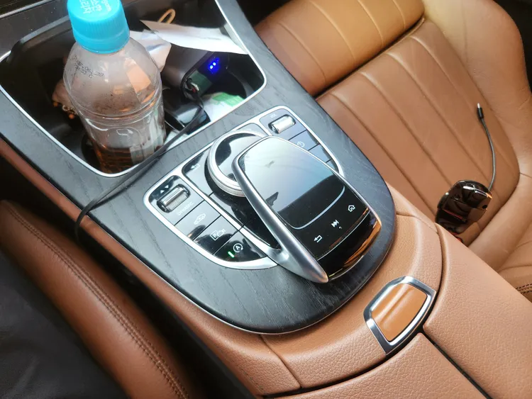 Mercedes E-Class (W213) 22