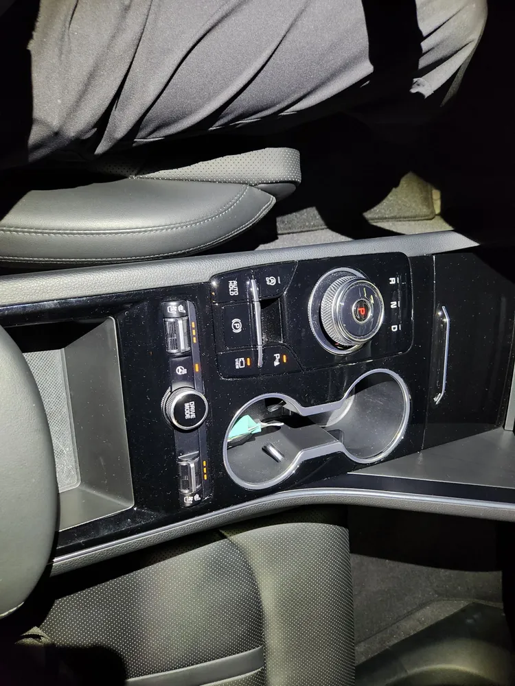 Kia K5 18