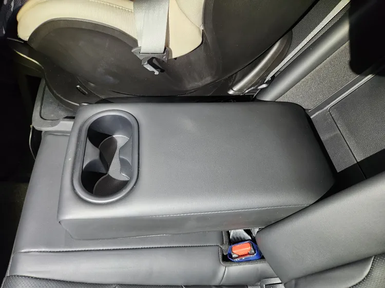 Kia K5 26