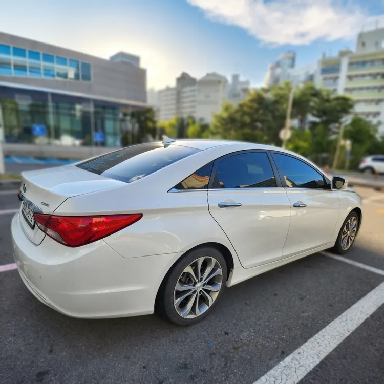 Hyundai Sonata The Brilliant 6