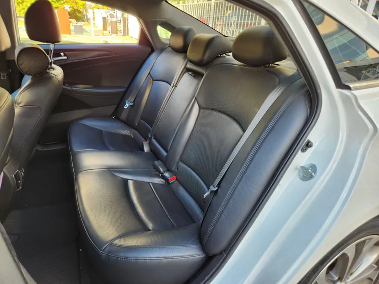 Hyundai Sonata The Brilliant 13