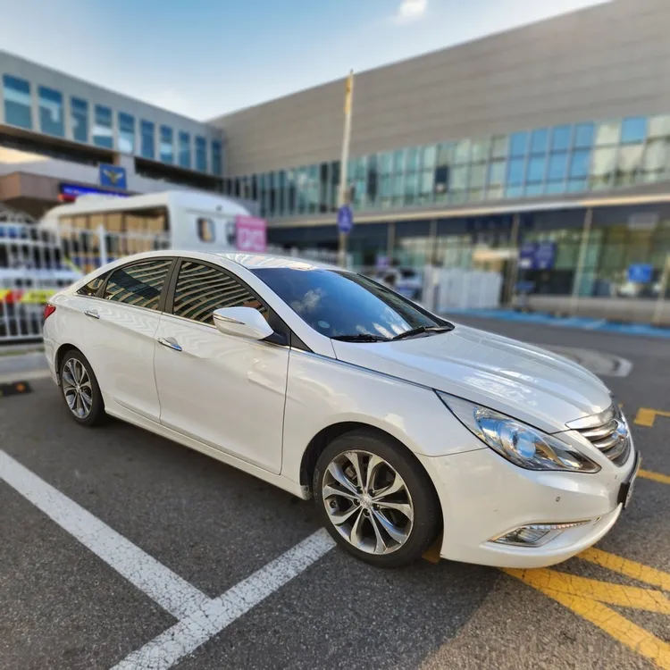 Hyundai Sonata The Brilliant 3
