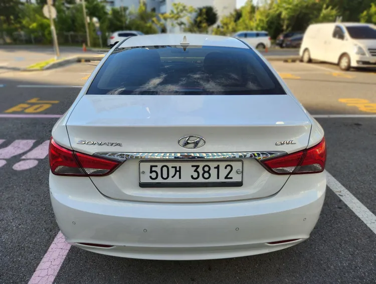 Hyundai Sonata The Brilliant 4