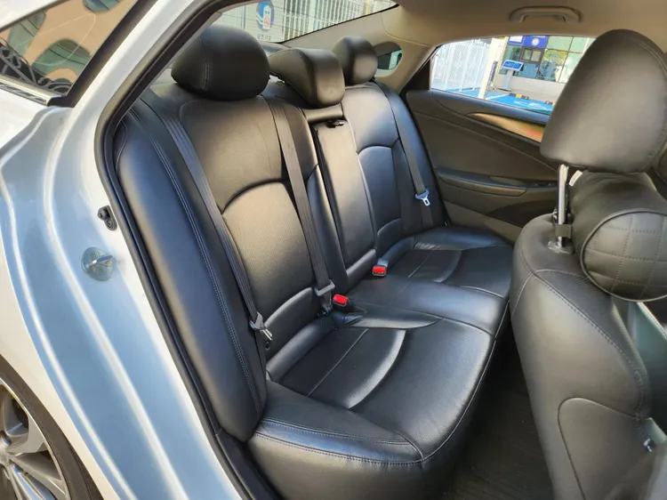 Hyundai Sonata The Brilliant 15
