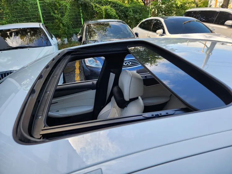 BMW 5 Series (G30) 7
